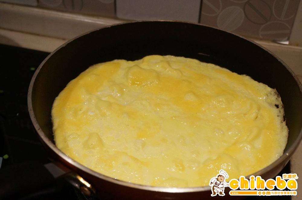 创意菜谱  蛋包面的做法 步骤3